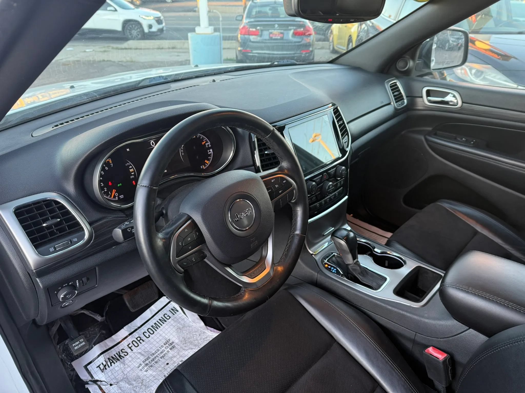 Used 2020 Jeep Grand Cherokee Altitude AWD/4WD image 11