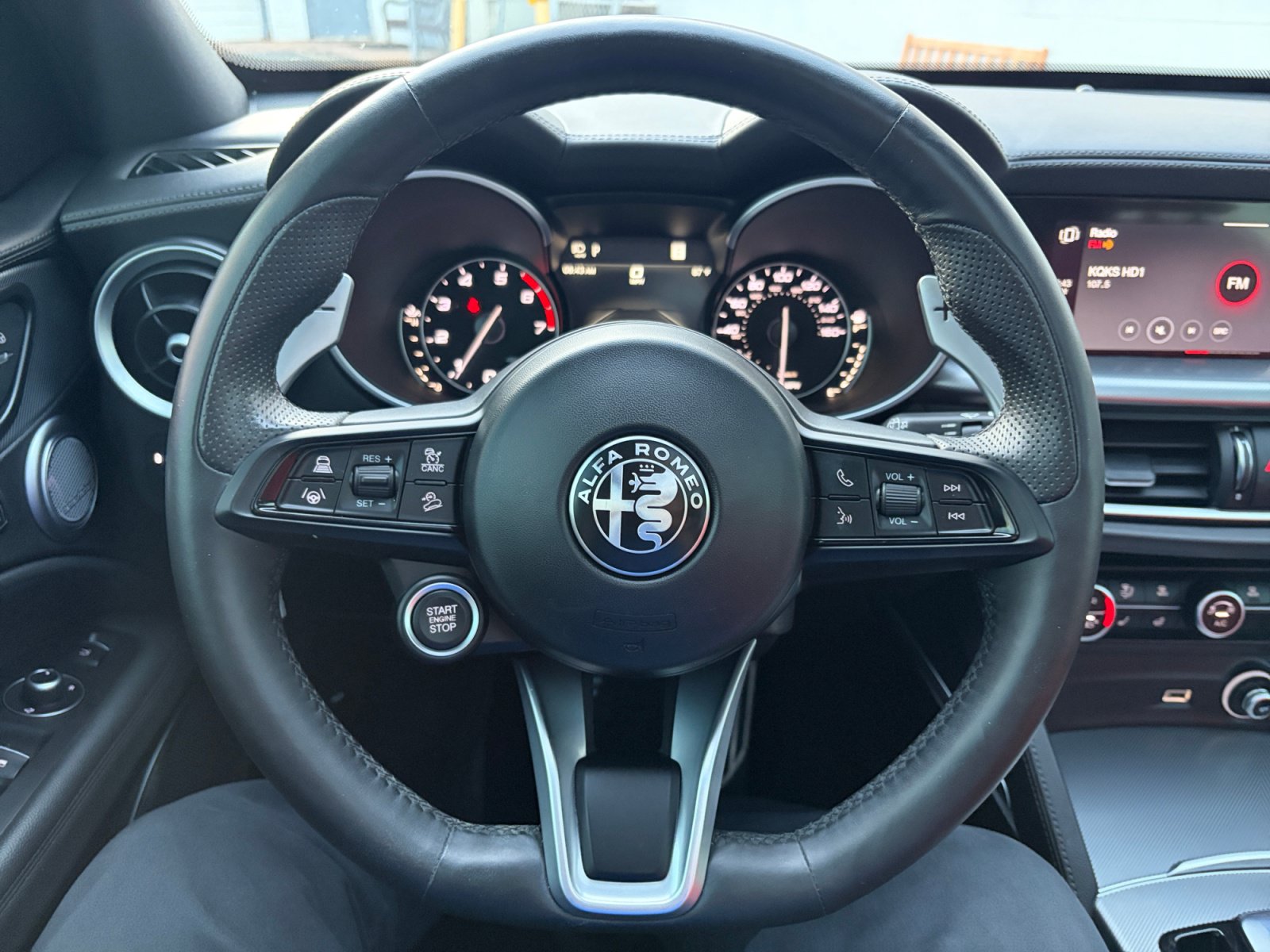 Used 2022 Alfa Romeo Stelvio Veloce AWD/4WD image 20