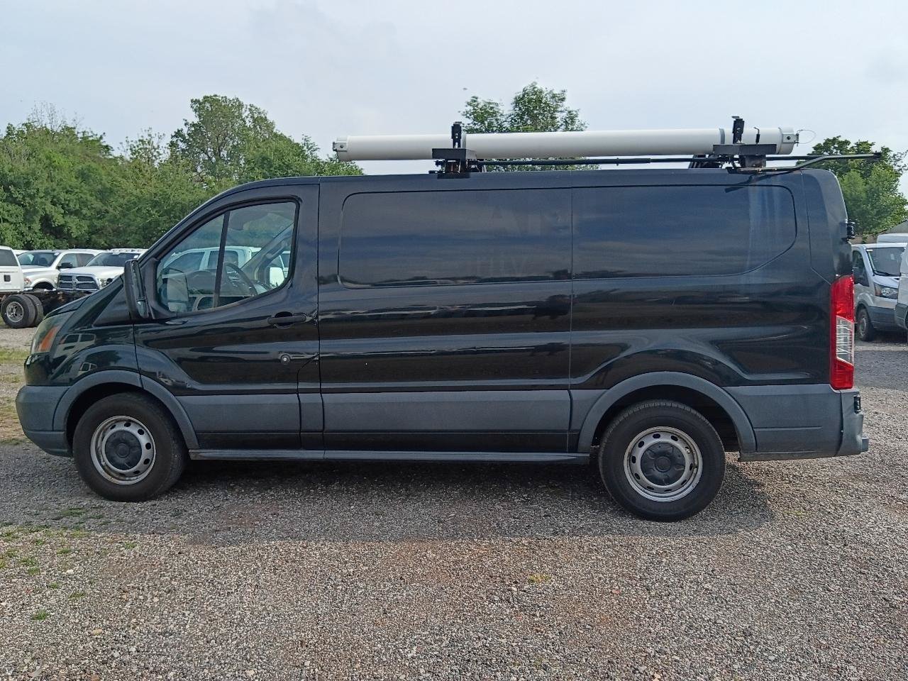 Used 2015 Ford Transit 150 130 Low Roof RWD image 8