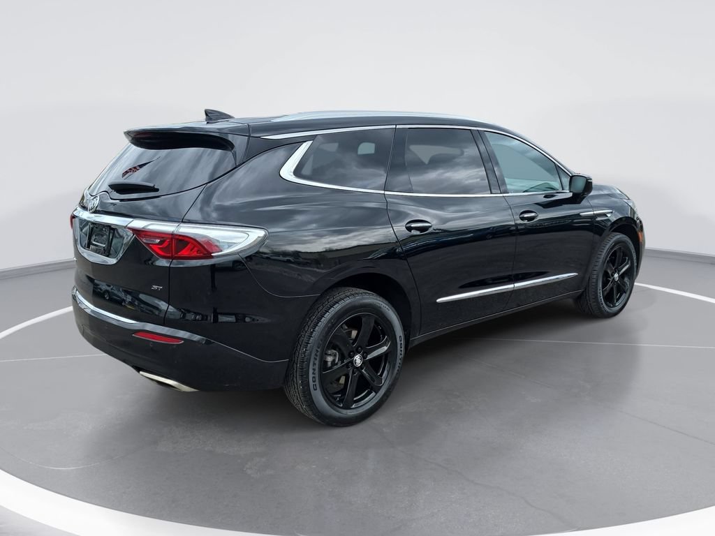 Certified 2024 Buick Enclave Essence w/ Sport Touring Edition AWD/4WD image 3