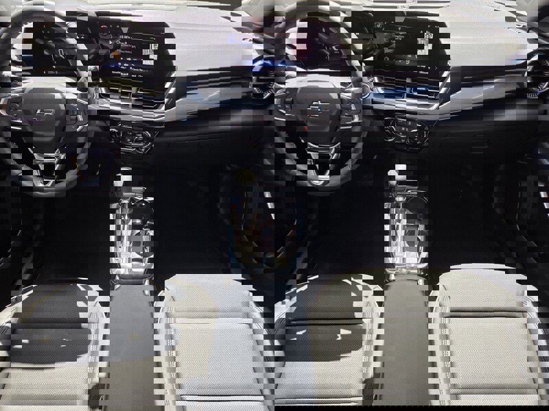 Used 2025 Chevrolet Trax ACTIV w/ Driver Confidence Package image 12