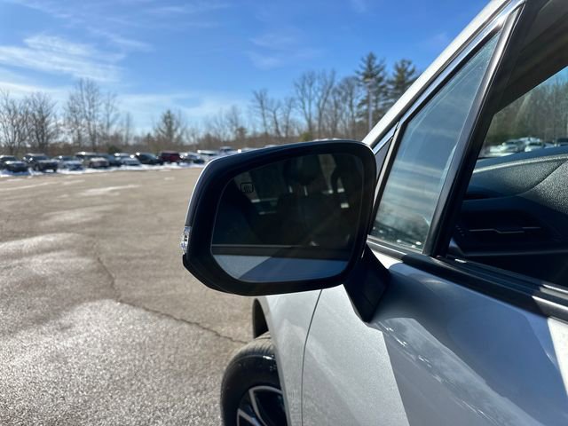 Used 2025 Toyota Sienna Platinum image 14