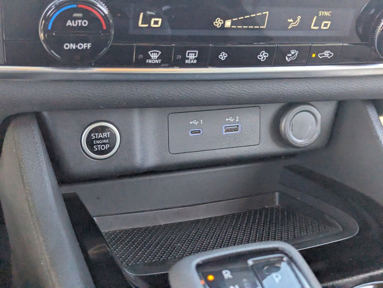Certified 2023 Nissan Rogue SV FWD image 25