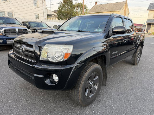 Used 2009 Toyota Tacoma PreRunner RWD image 2