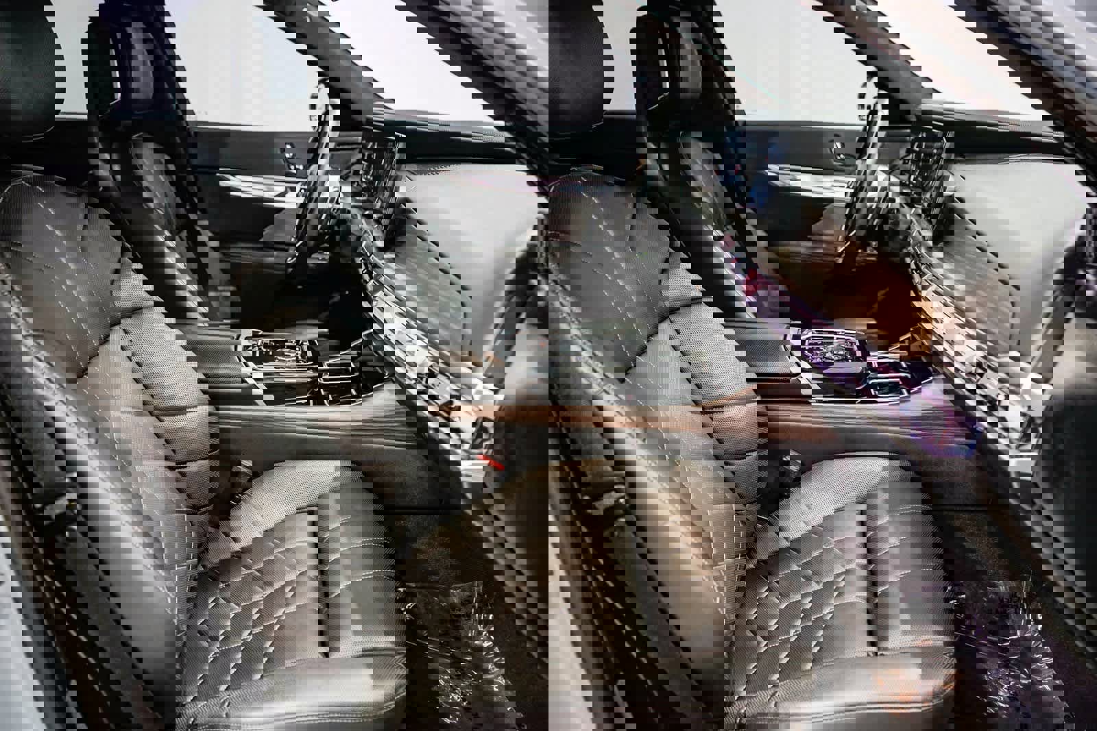 Used 2024 BMW 760i xDrive w/ Executive Package image 16