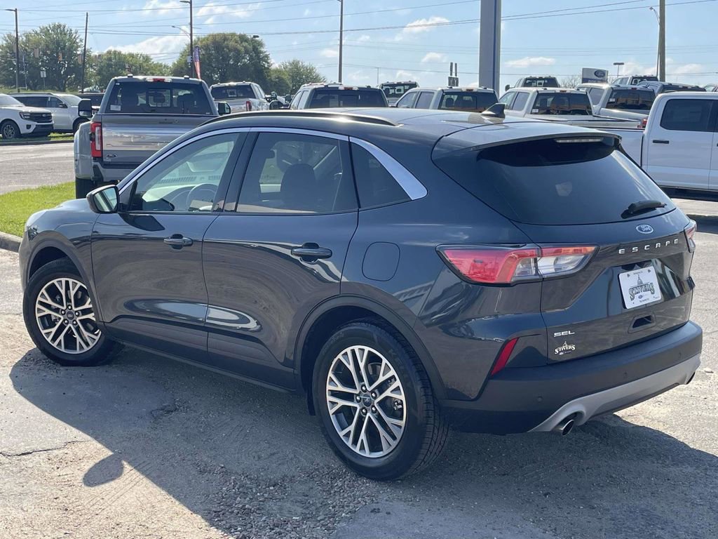Used 2022 Ford Escape SEL w/ Technology Package image 5