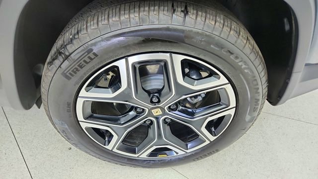 Used 2025 Rivian R1S Adventure image 60