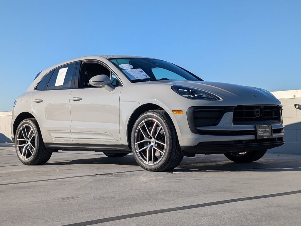 Certified 2022 Porsche Macan image 25