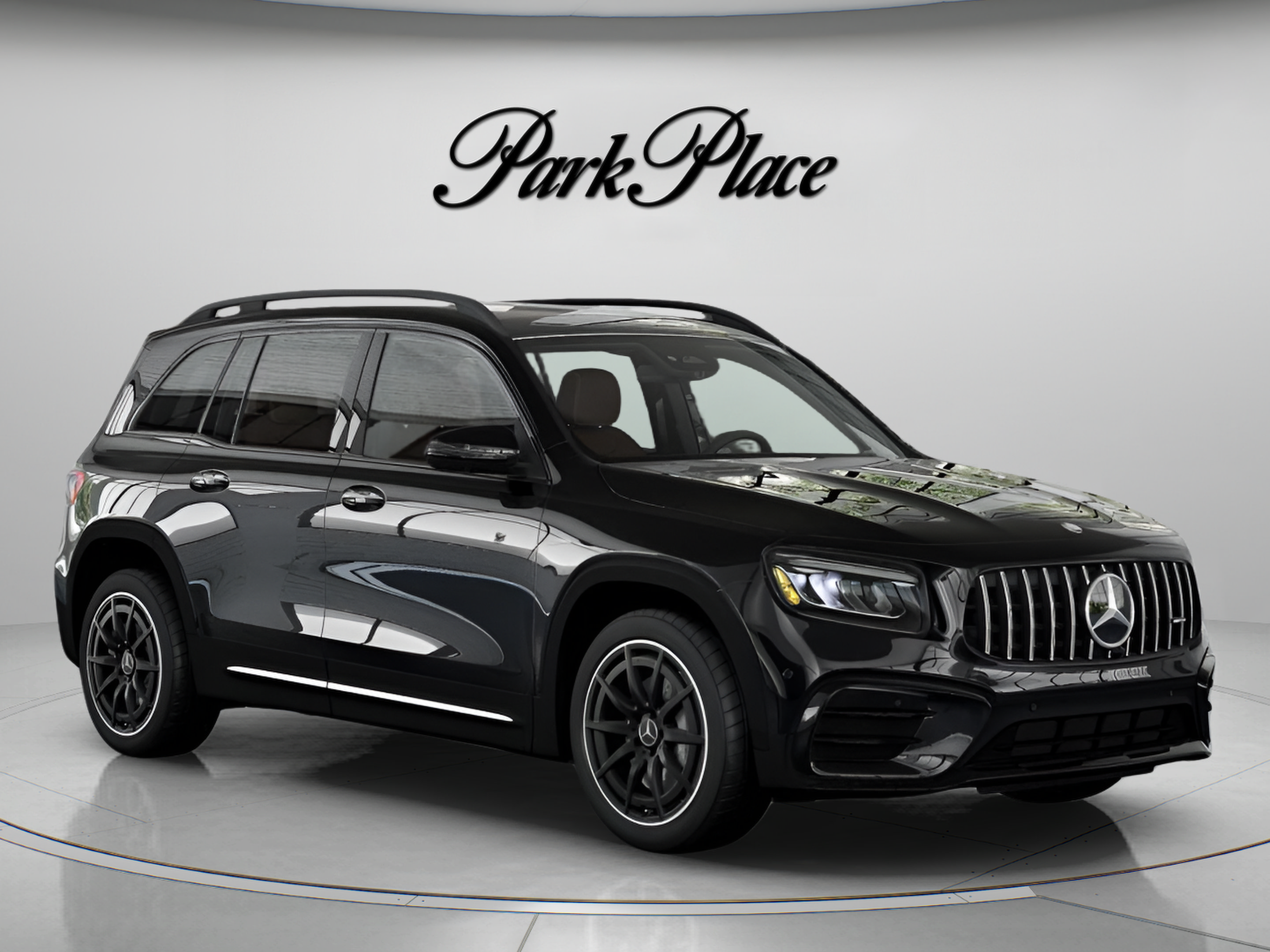 Used 2026 Mercedes-Benz GLB 35 AMG 4MATIC image 33