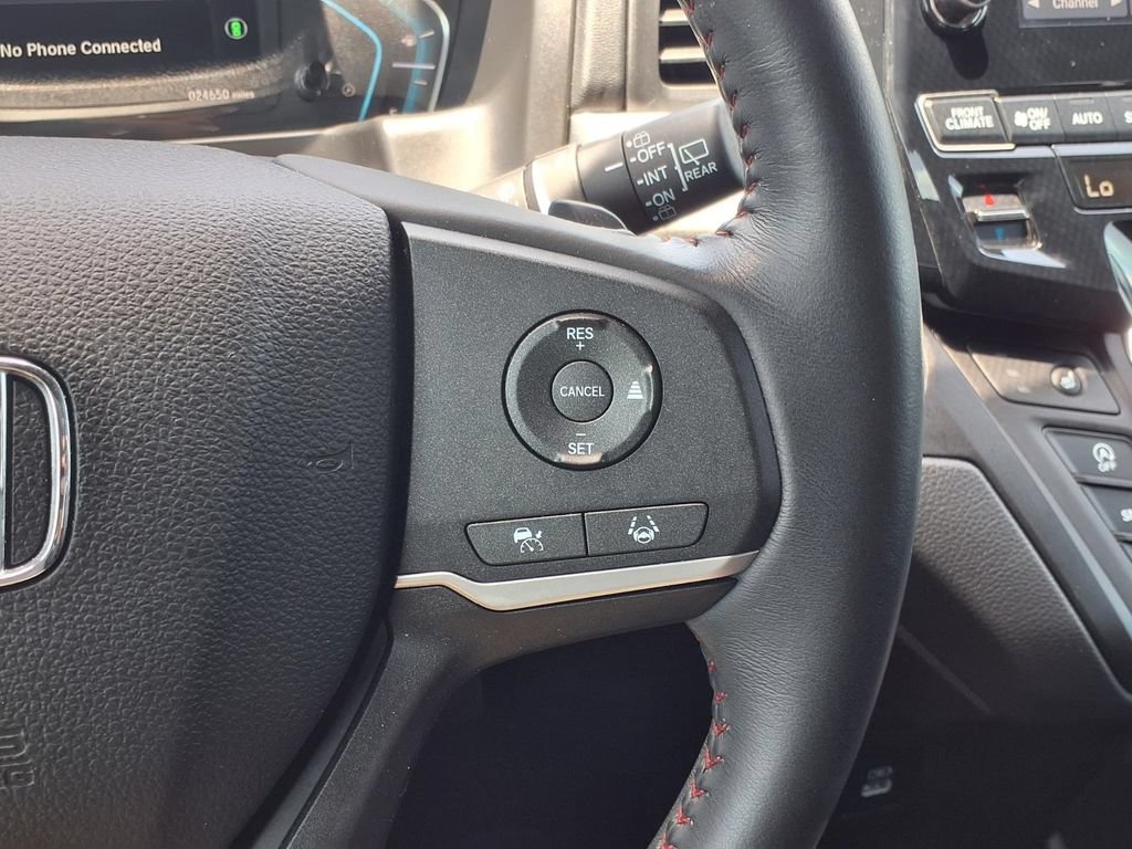 Used 2023 Honda Odyssey Sport image 17