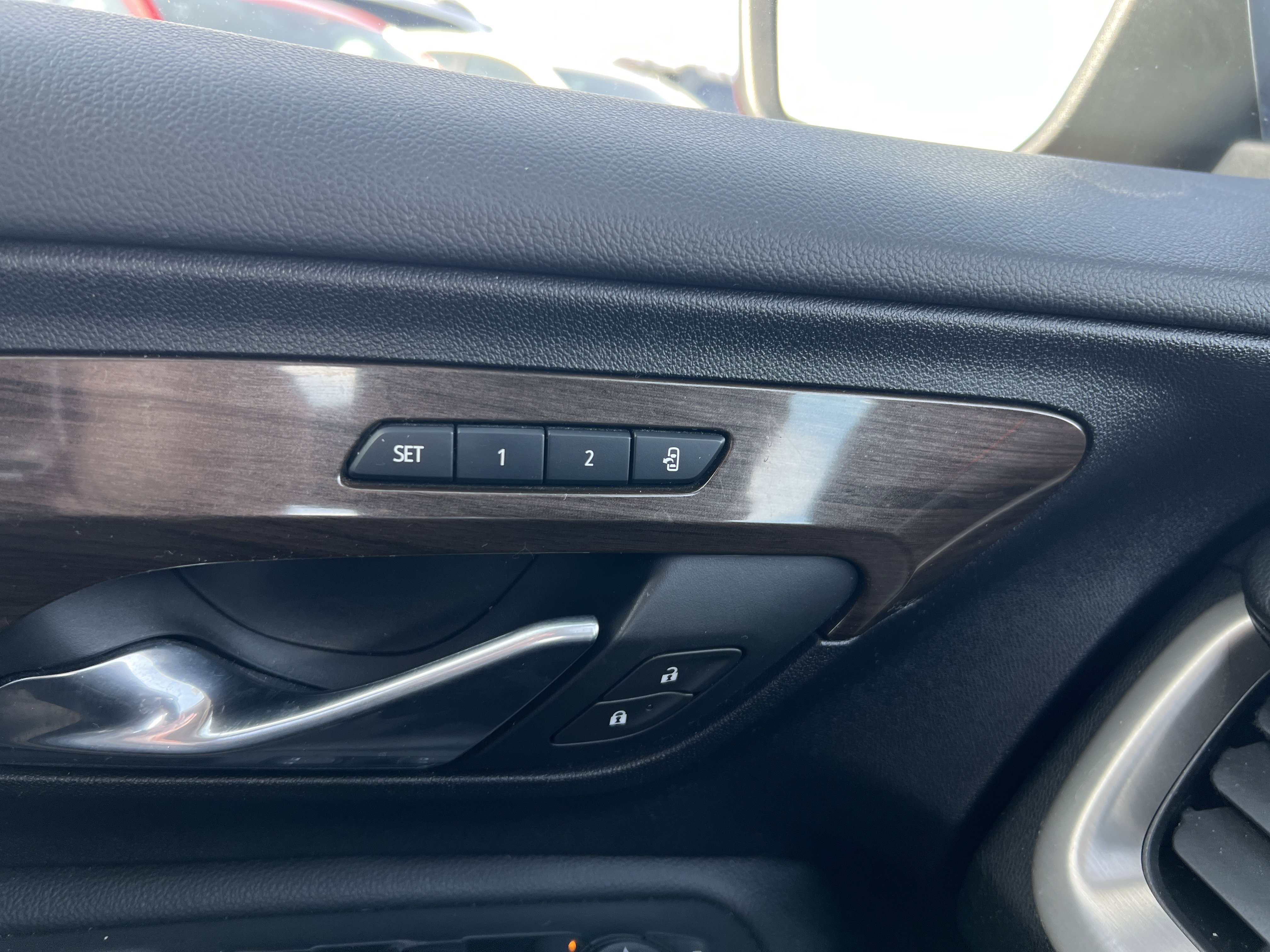 Used 2020 GMC Terrain Denali w/ Denali Premium Package image 29