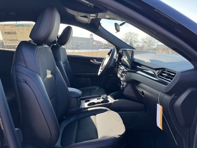 New 2026 Ford Escape ST-Line w/ Cold Weather Package AWD/4WD image 15