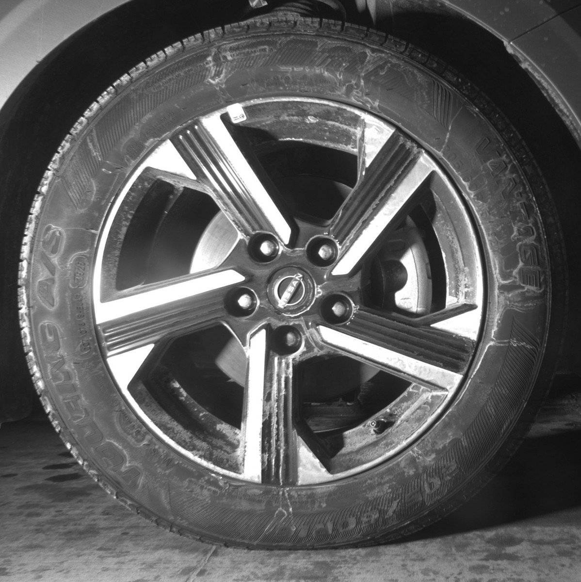 Used 2025 Nissan Sentra SV image 12