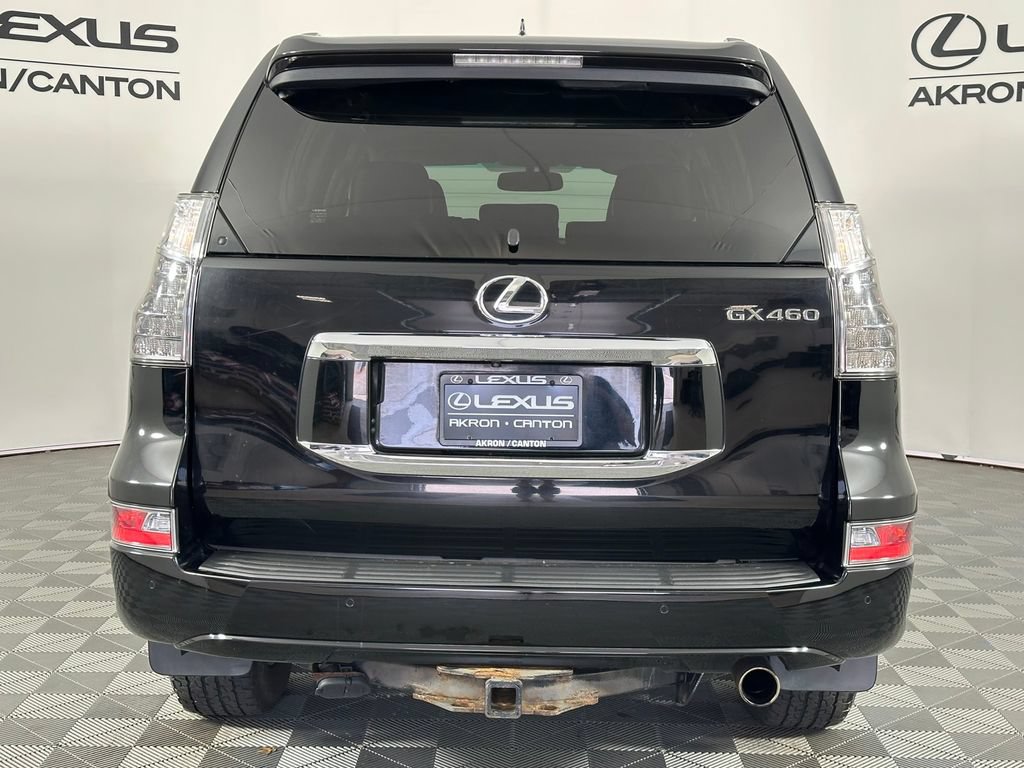Used 2016 Lexus GX 460 w/ Premium Package AWD/4WD image 8