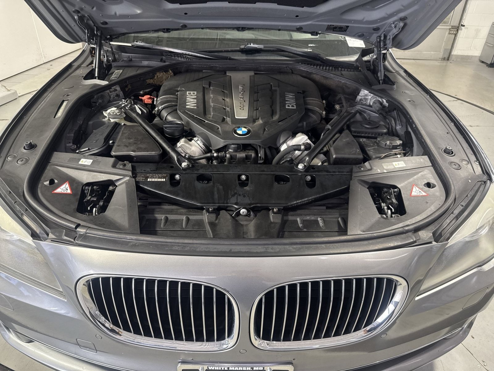 Used 2012 BMW 750i RWD image 29