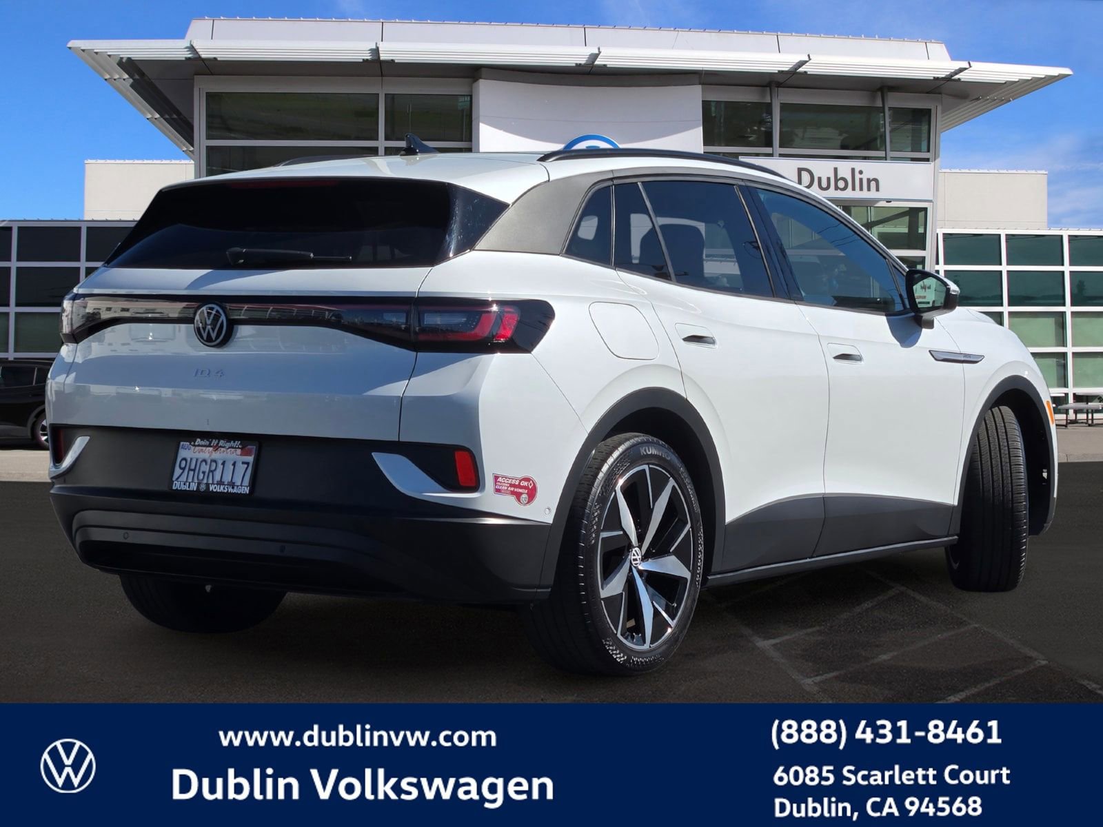 Used 2023 Volkswagen ID.4 Pro S image 4