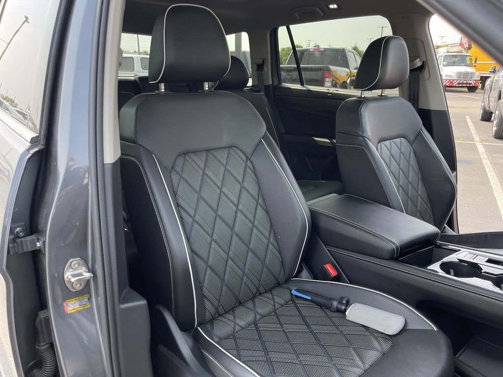 Used 2024 Volkswagen Atlas SEL Premium R-Line AWD/4WD image 26