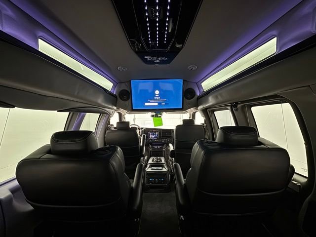 Used 2024 Chevrolet Express 2500 w/ Driver Convenience Package image 3