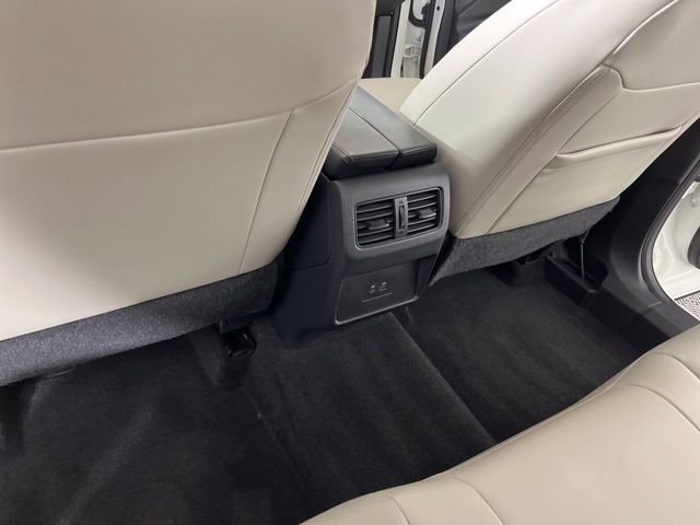 Used 2023 Nissan Rogue SV w/ SV Premium B Package image 48