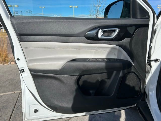 Used 2023 Jeep Compass Limited image 22