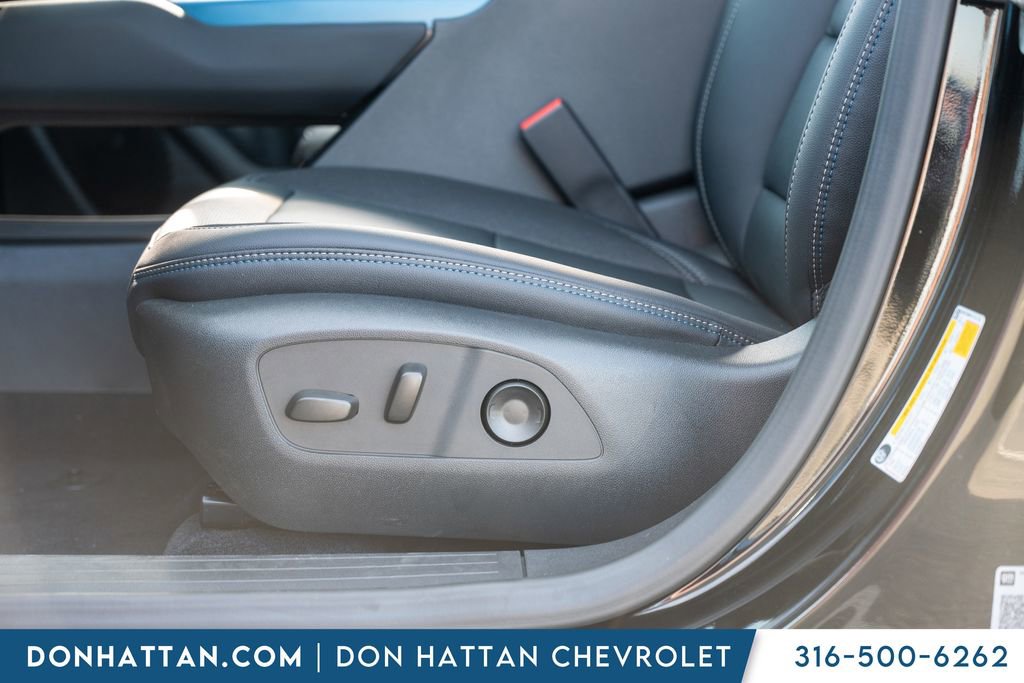 New 2026 Chevrolet Equinox EV LT image 19