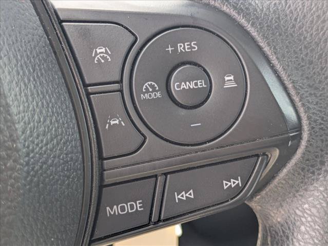 Used 2025 Toyota Corolla LE FWD image 12