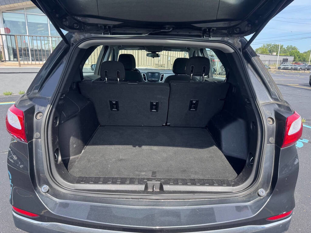 Used 2018 Chevrolet Equinox LS image 23