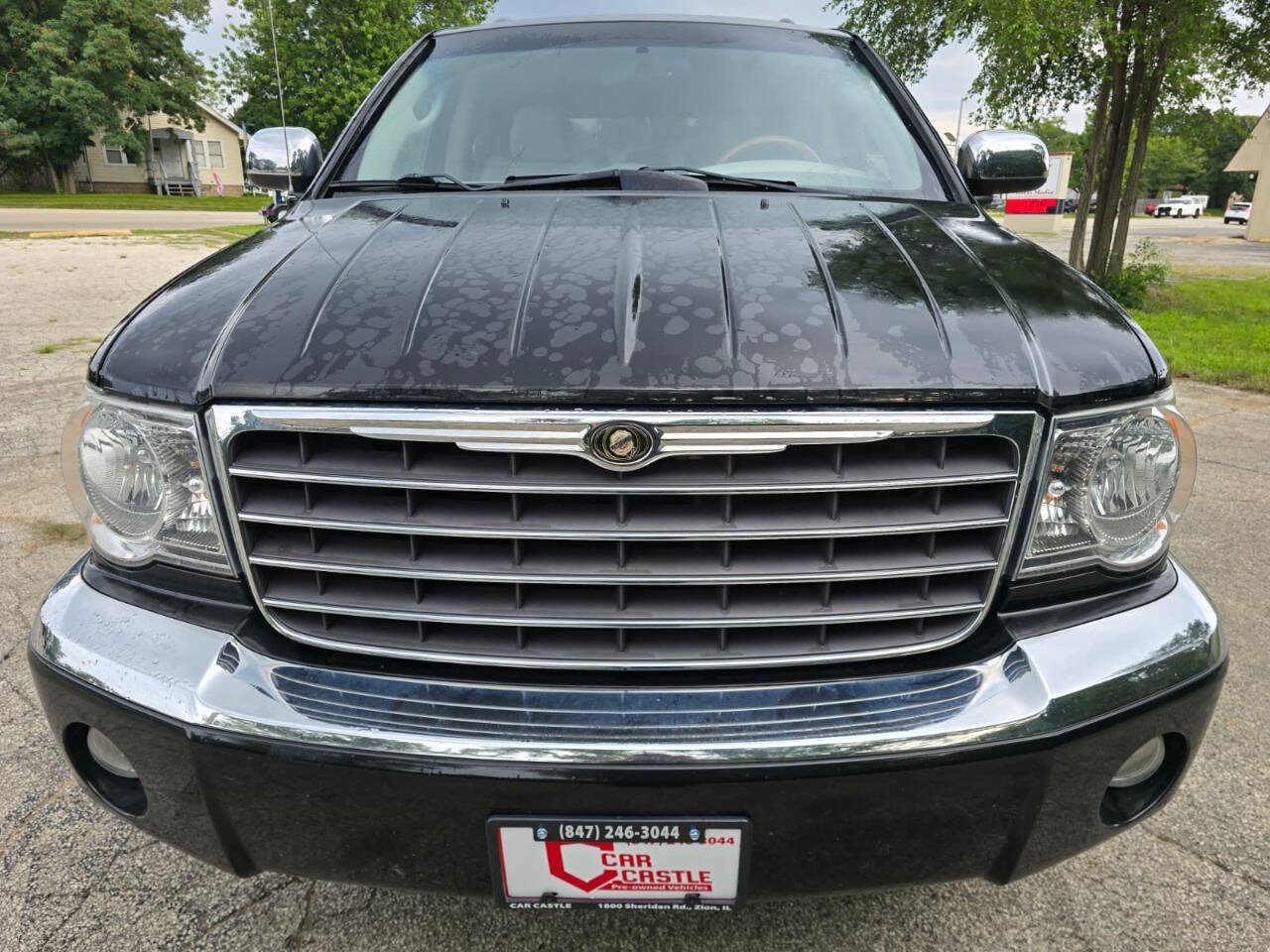 Used 2007 Chrysler Aspen Limited AWD/4WD image 2