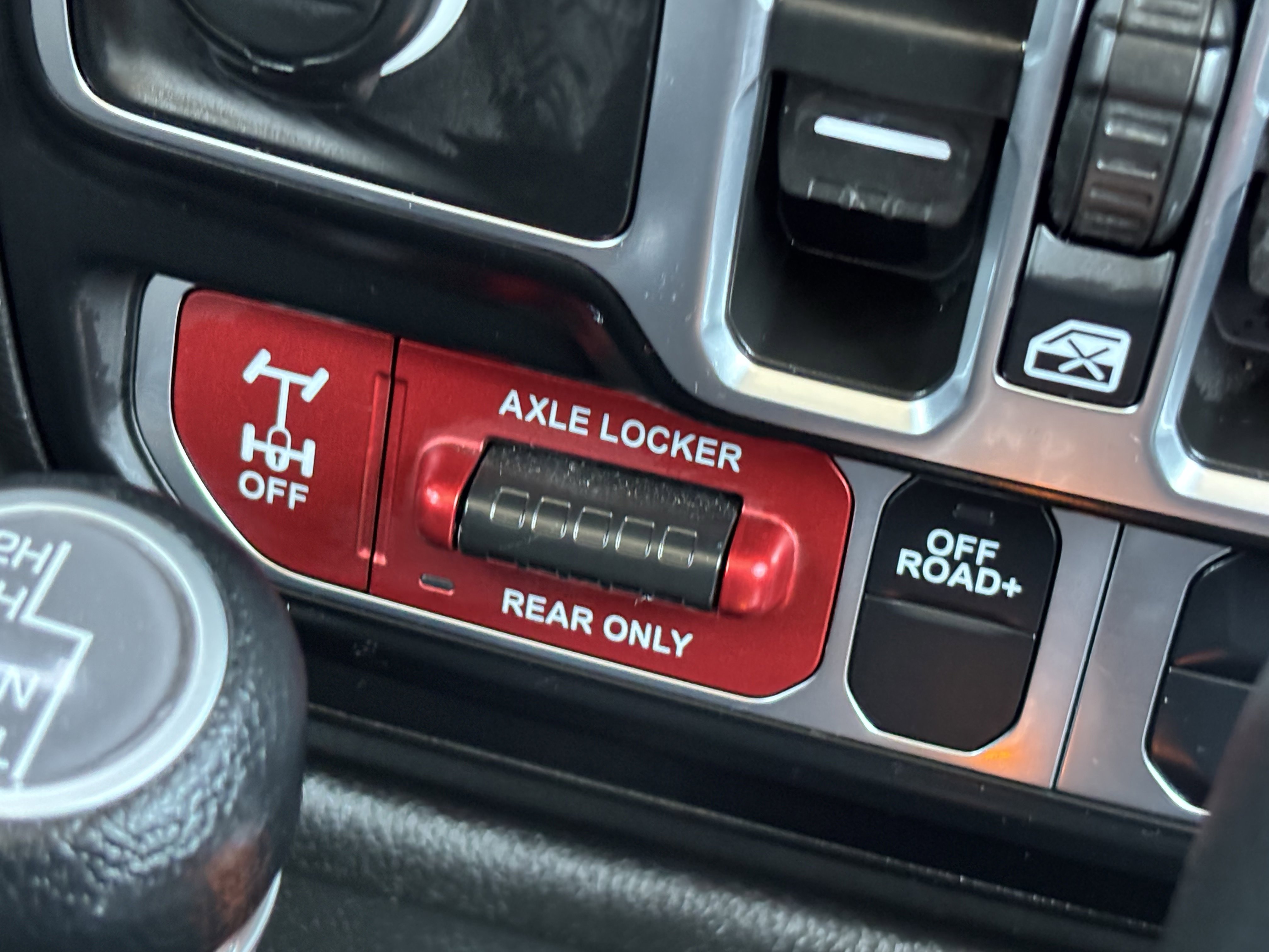 Used 2026 Jeep Gladiator Mojave AWD/4WD image 28