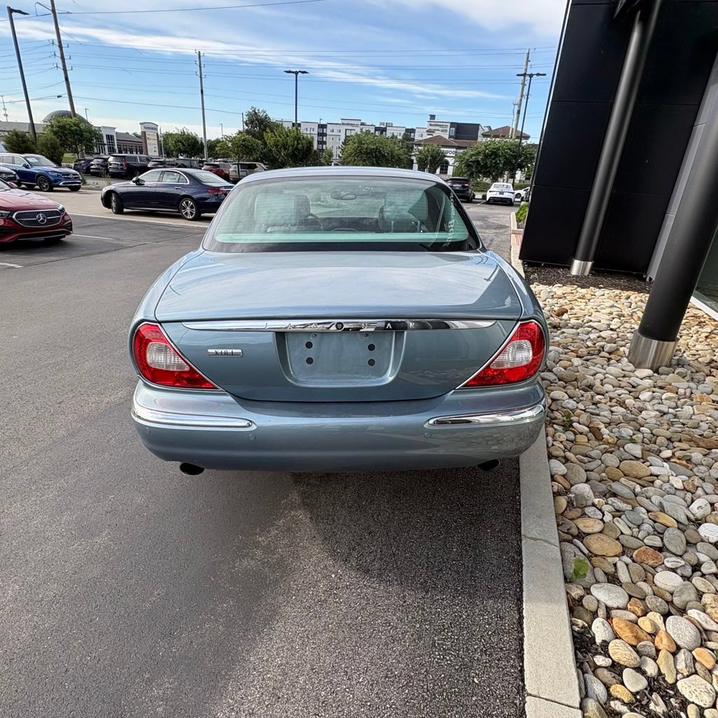 Used 2006 Jaguar XJ8 RWD image 7