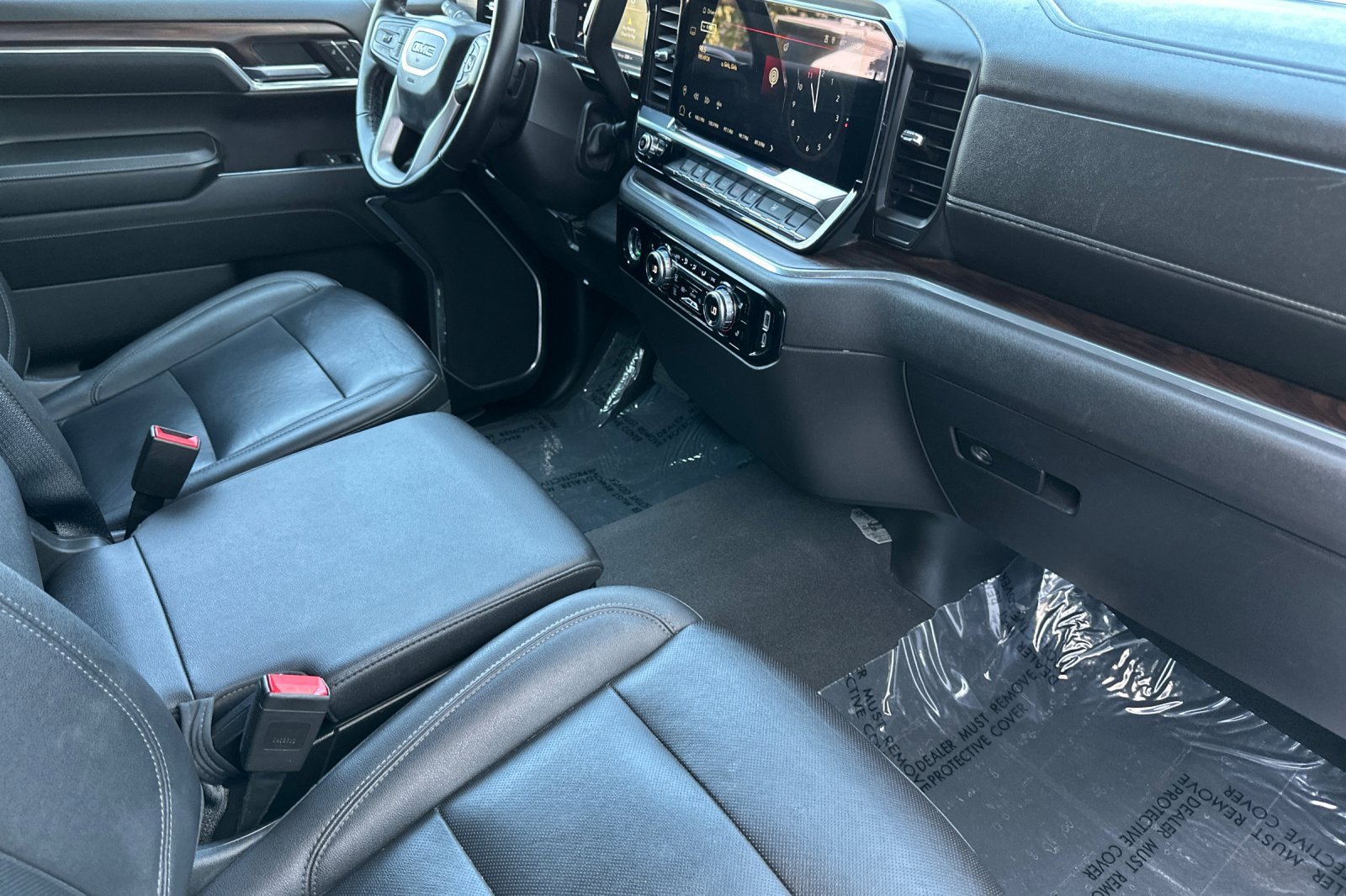 Used 2024 GMC Sierra 1500 SLT image 18