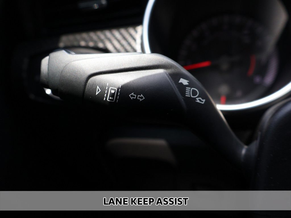 Used 2022 Ford Mustang Coupe RWD image 3