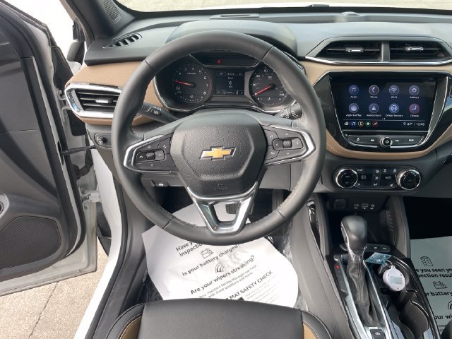 Used 2021 Chevrolet TrailBlazer ACTIV w/ Sun and Liftgate Package AWD/4WD image 23
