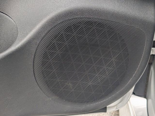 Used 2024 Nissan Leaf S image 29