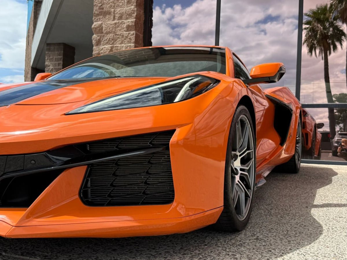 Used 2023 Chevrolet Corvette Z06 RWD image 23