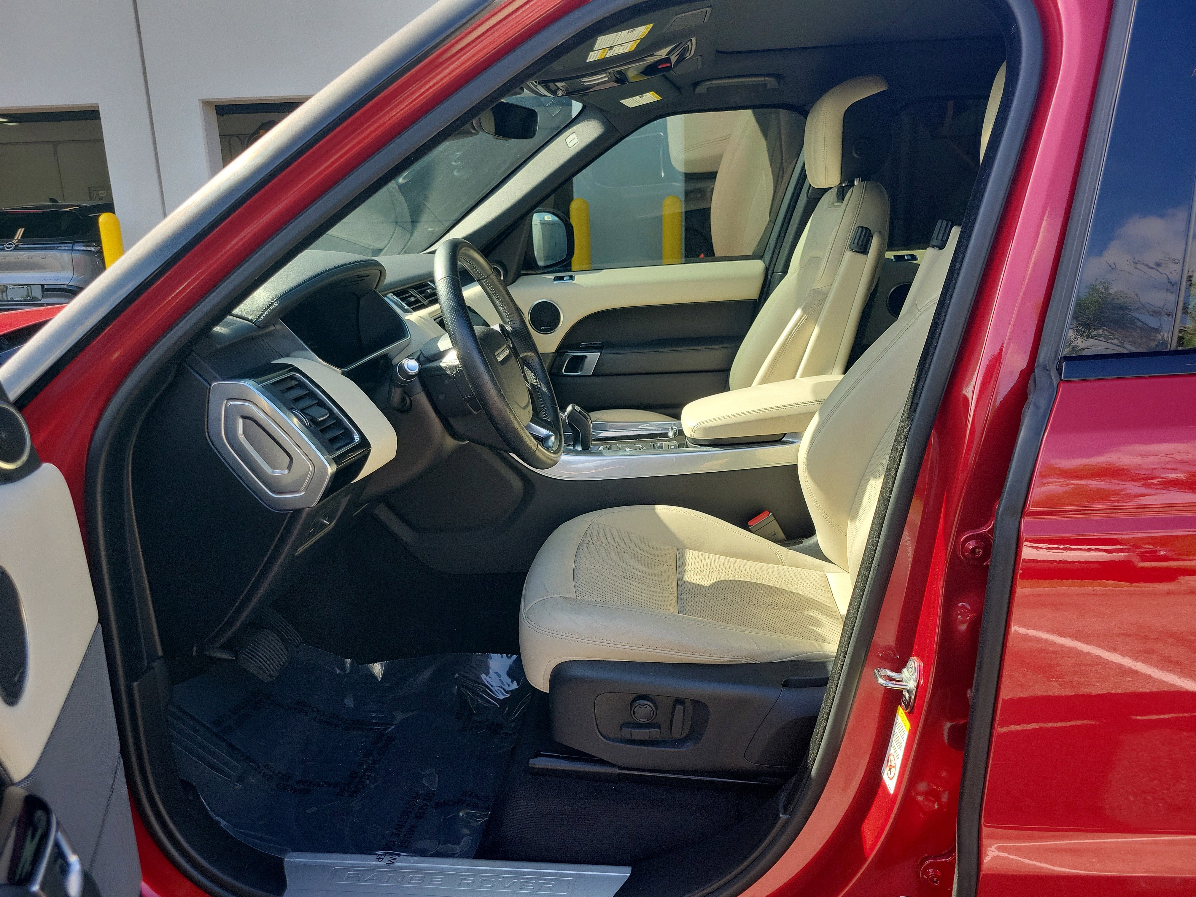 Used 2019 Land Rover Range Rover Sport HSE image 13