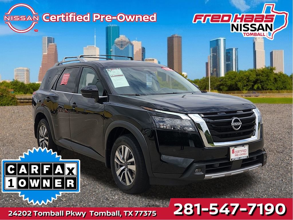 Certified 2025 Nissan Pathfinder SL image 1