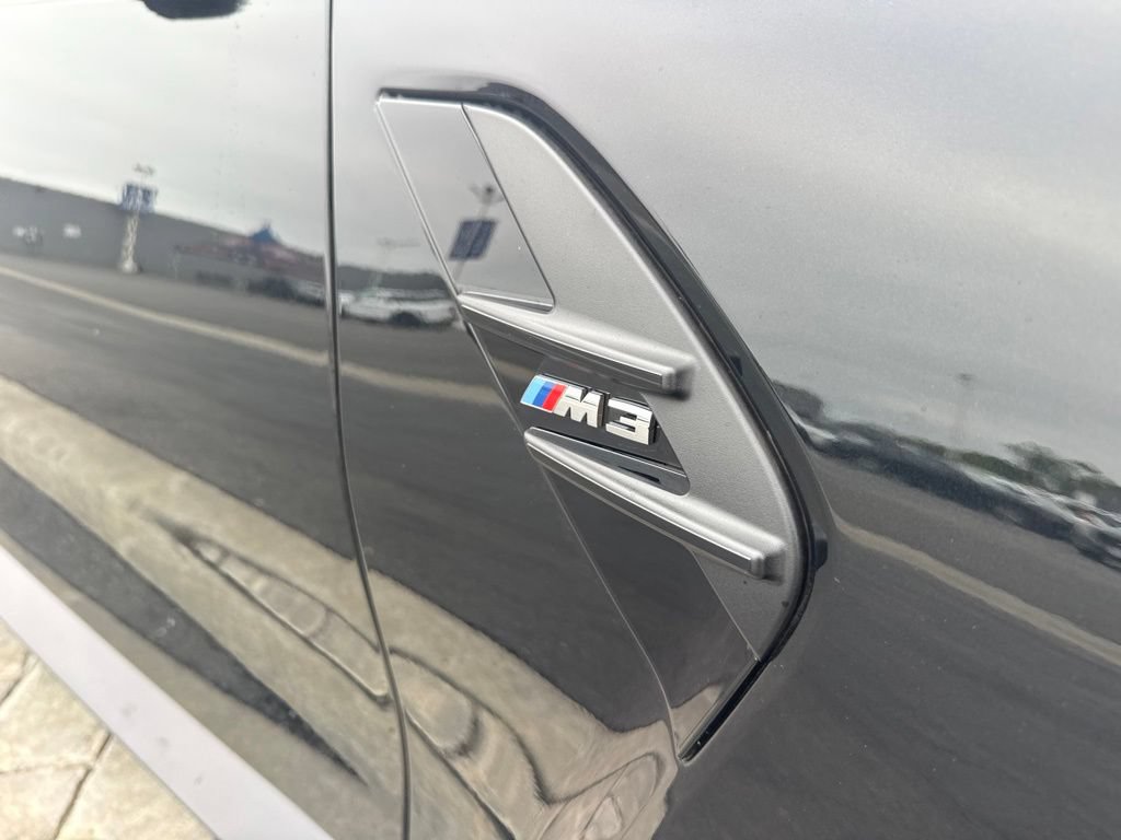 Used 2025 BMW M3 w/ Executive Package RWD image 5