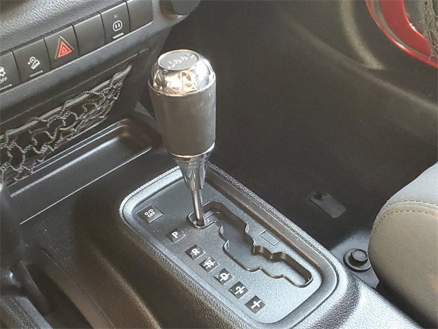 Used 2011 Jeep Wrangler Unlimited Sahara w/ Connectivity Group image 20