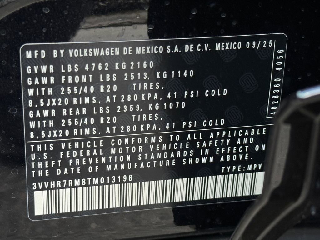 New 2026 Volkswagen Tiguan SE R-Line image 23