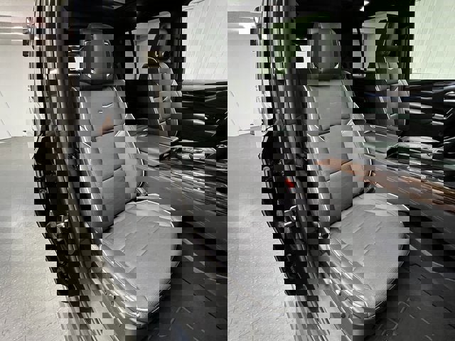 Certified 2024 Cadillac Escalade Premium Luxury w/ Performance Package image 37