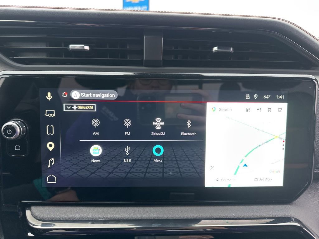 Used 2025 GMC Sierra 2500 AT4 w/ Technology Package image 33