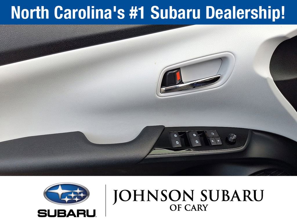 Used 2018 Toyota Prius Two image 11