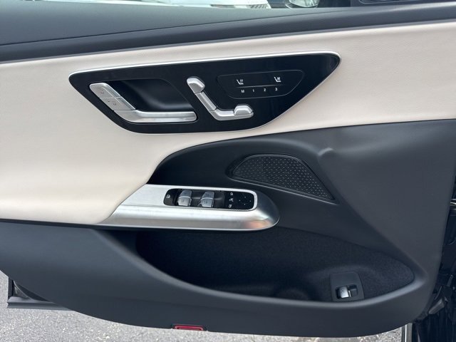 New 2026 Mercedes-Benz E 350 4MATIC Sedan image 20