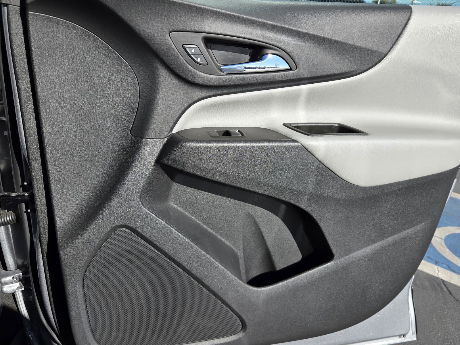 Used 2023 Chevrolet Equinox LS w/ LS Convenience Package image 33