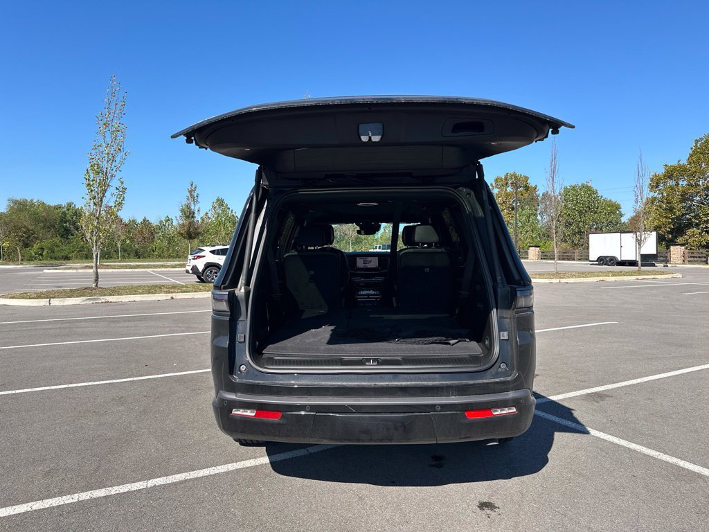 New 2026 Jeep Grand Wagoneer Limited w/ Premium Group II AWD/4WD image 15
