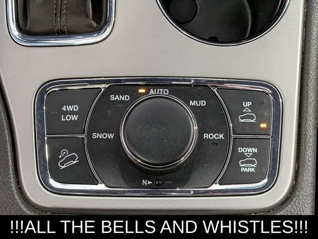 Used 2019 Jeep Grand Cherokee Overland AWD/4WD image 30