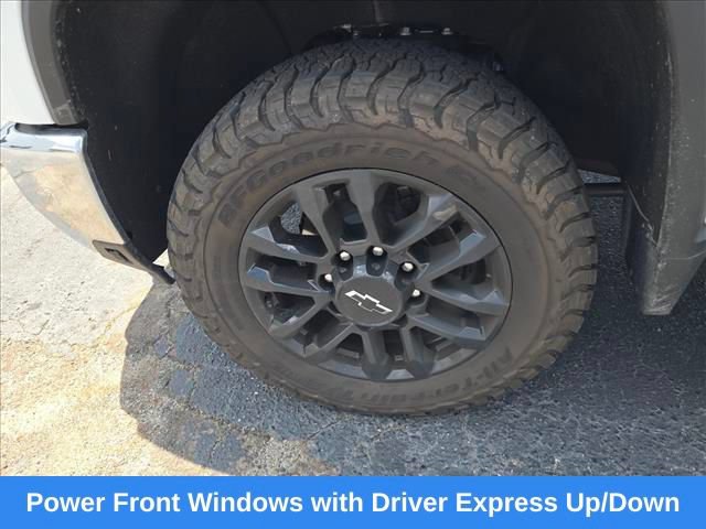 Used 2025 Chevrolet Silverado 2500 LTZ w/ LTZ Premium Package AWD/4WD image 22