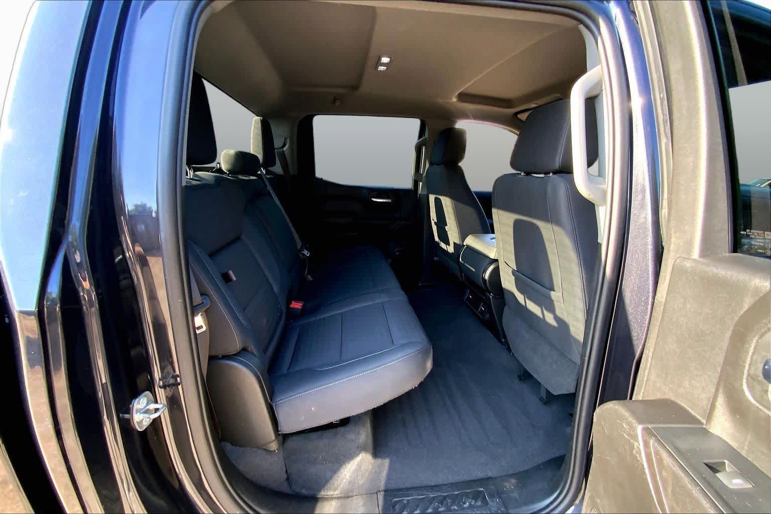 Used 2023 Chevrolet Silverado 1500 Custom w/ LPO, Dark Essentials Package RWD image 20