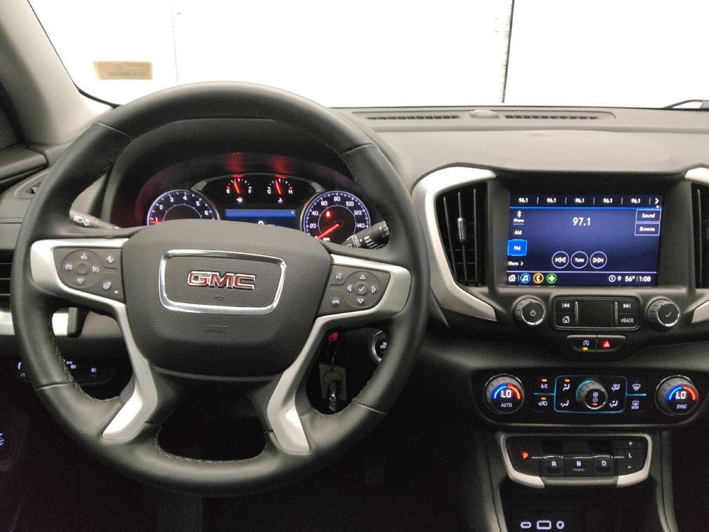 Used 2023 GMC Terrain SLT image 22